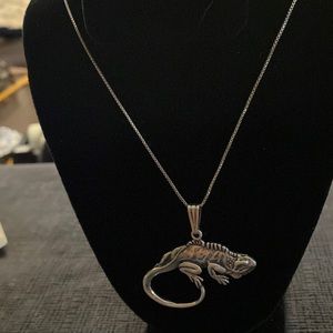 Sterling Silver Vintage Lizard from Mexico.